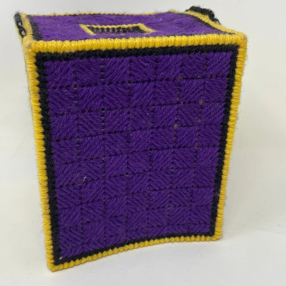 Vintage‎ Tweety Bird Plastic Canvas Tissue Box Cover Looney Tunes Purple Yellow